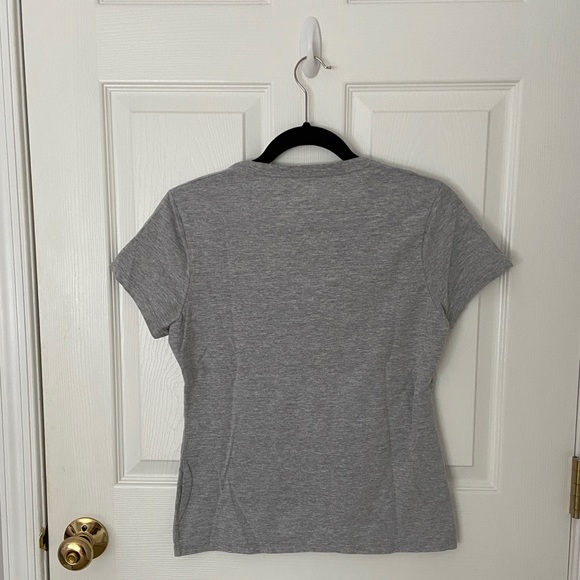 Women’s Philadelphia Flyers T-Shirt - Picture 2 of 4